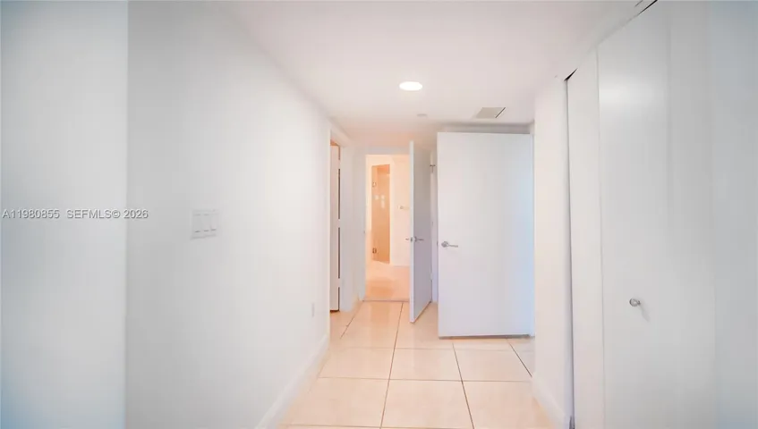 Master bedroom. Walking Closet and bathroom