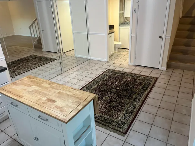 NOTICE, GUEST BATHROOM DOWNSTAIRS..., WASHER AND DRYER