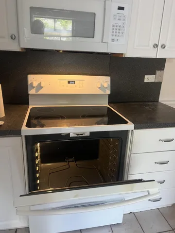 Easy to clean Cabinets