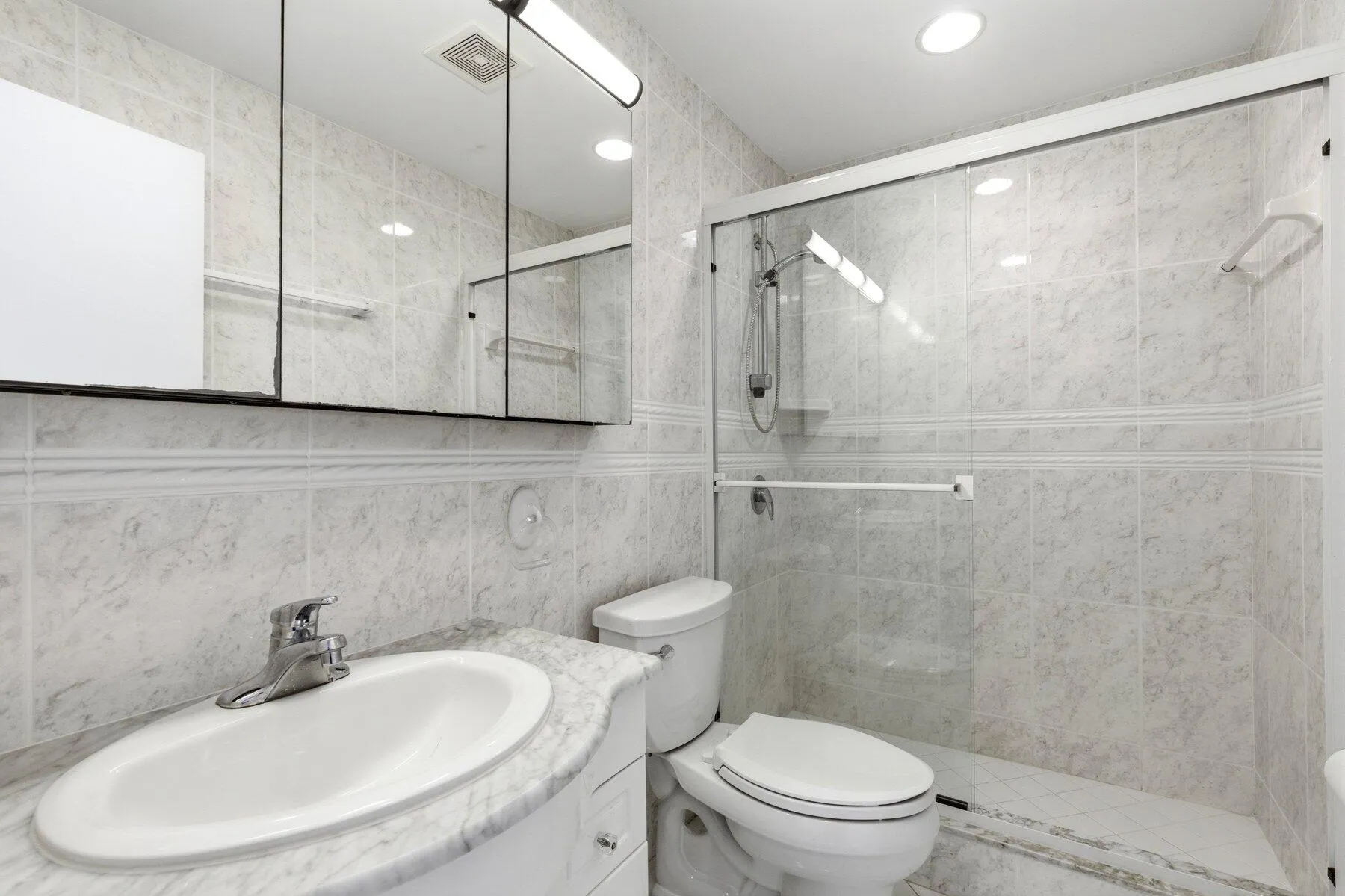 060_new-00028_480