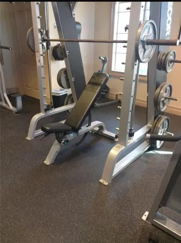 GYM