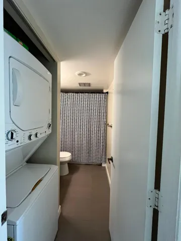 WALTERS-LAUNDRY-AND-2ND-BATH