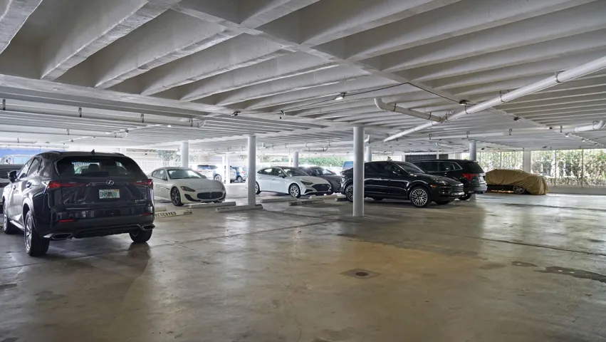 Upper garage area