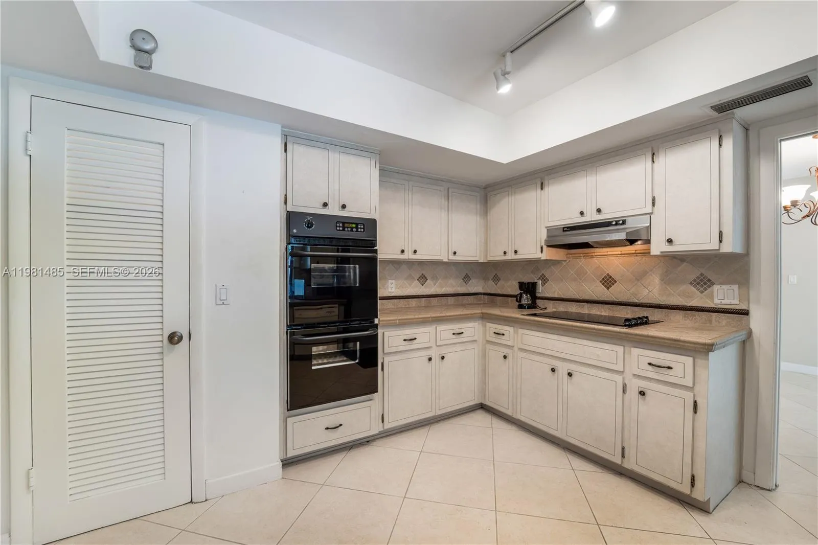 Property photo 80
