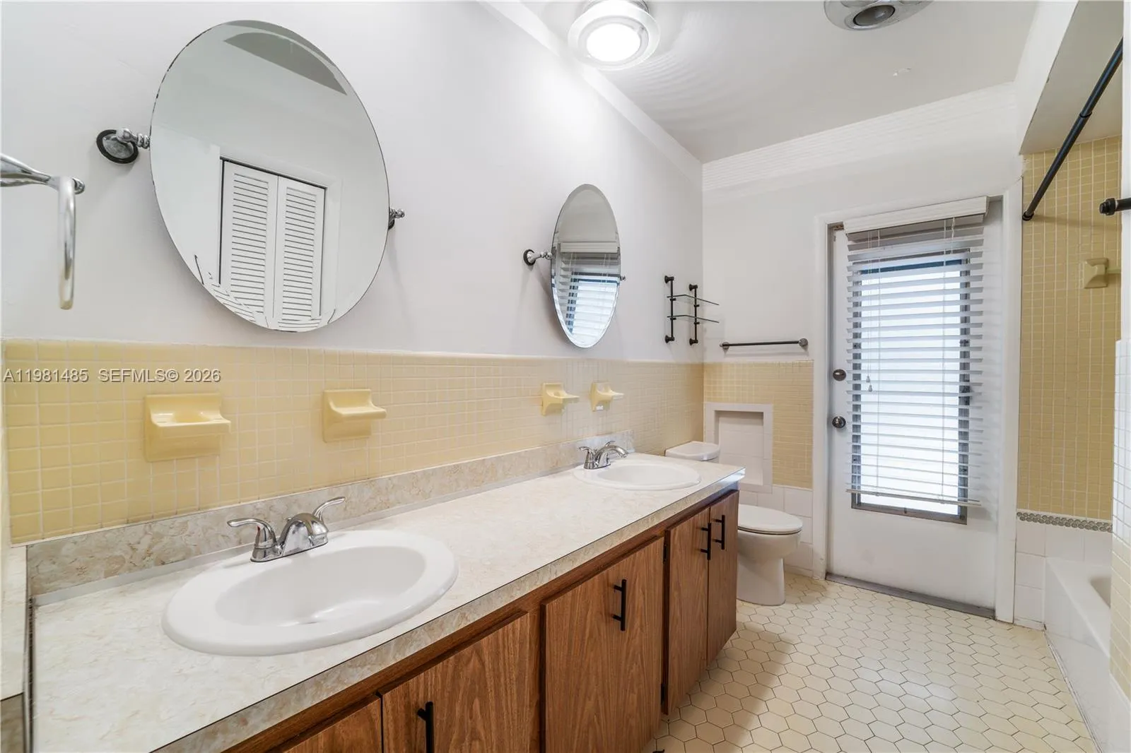 Property photo 61
