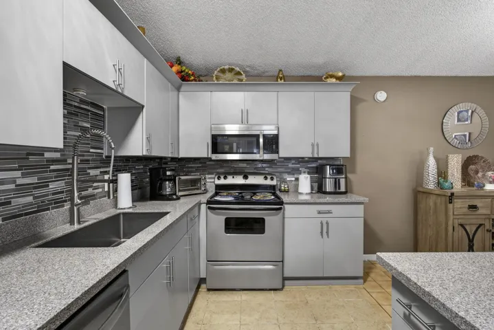 29-web-or-mls-BS1A1251