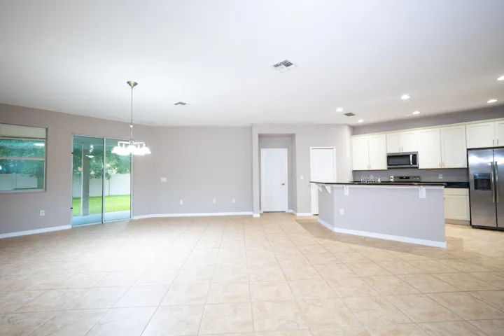 Living room 1