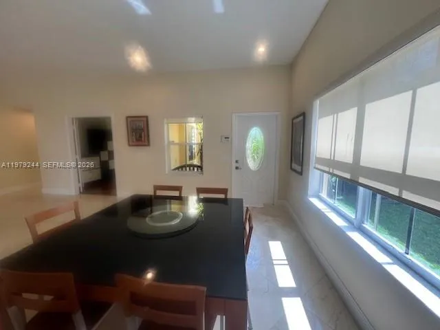 OPEN FORMAL DINING
