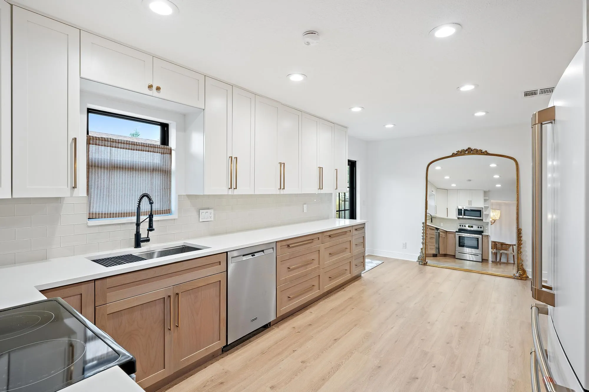 4303 Elm Ave-20