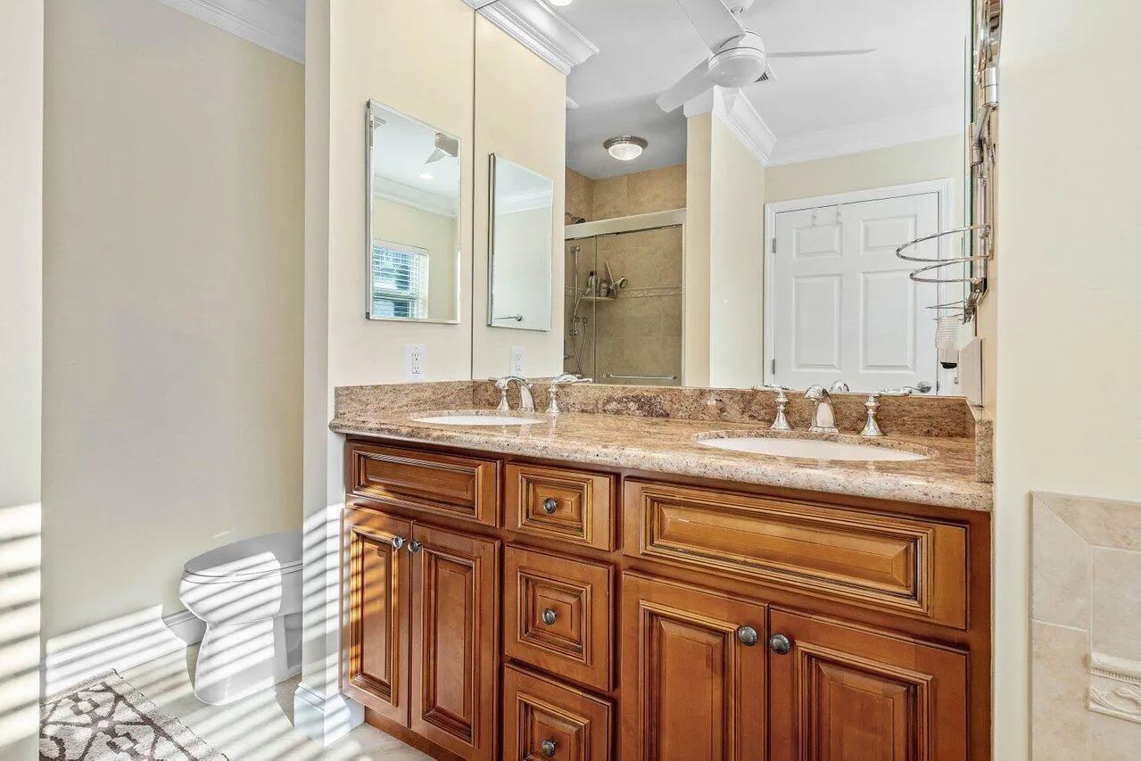 025-899GranadaDrive-BocaRaton-FL-33432-S