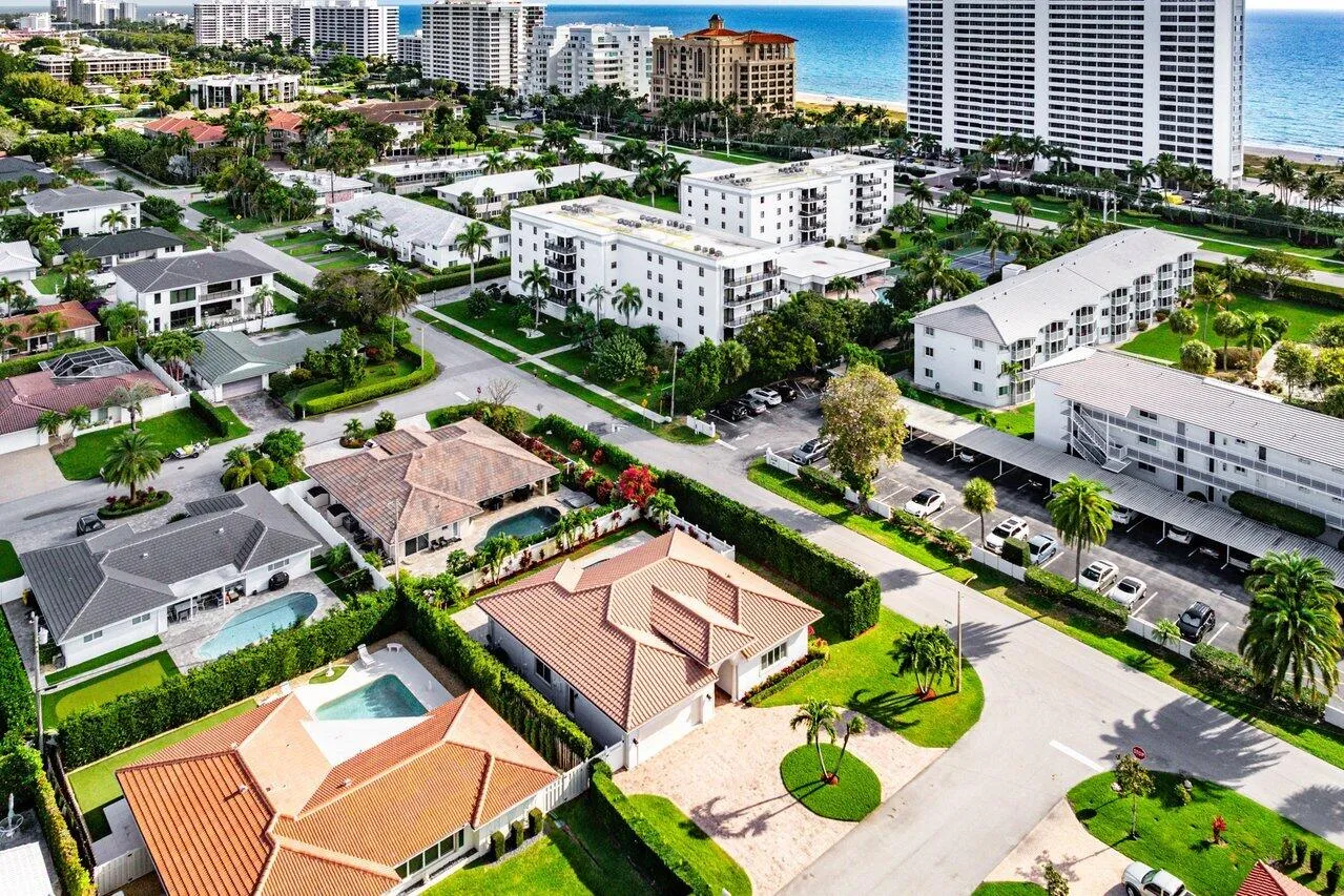 041-899GranadaDrive-BocaRaton-FL-33432-S
