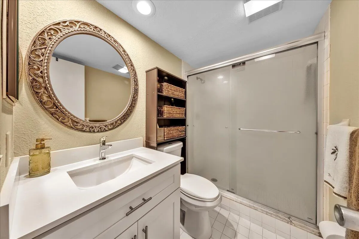 Bathroom #2