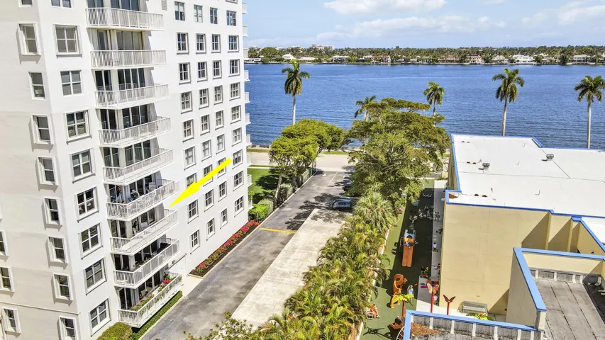 1801 S Flagler, 301