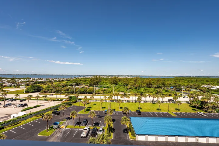 42-web-or-mls-9600-s-ocean-dr