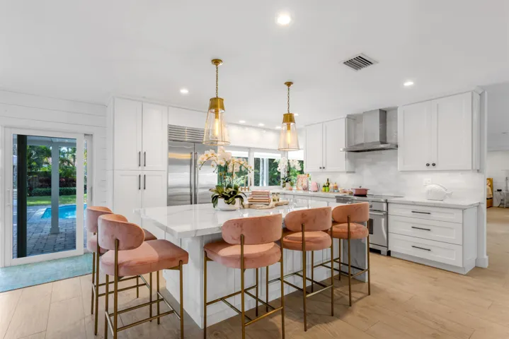 KITCHEN_ANGLE_EB