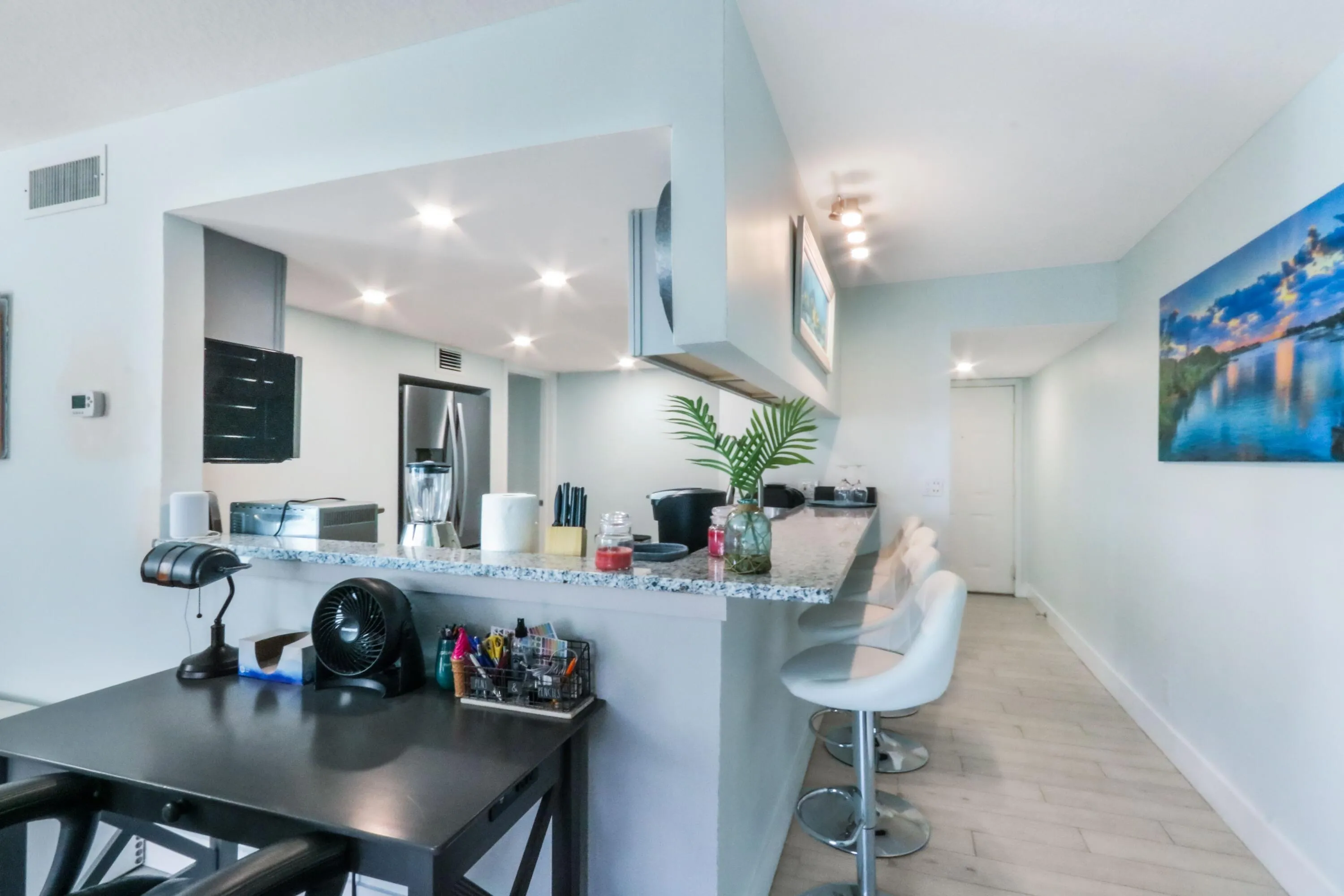 Kitchen Bar Area