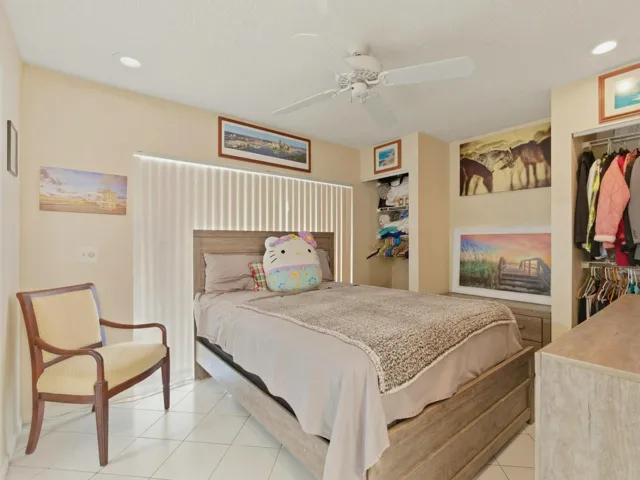 Guest Bedroom 1