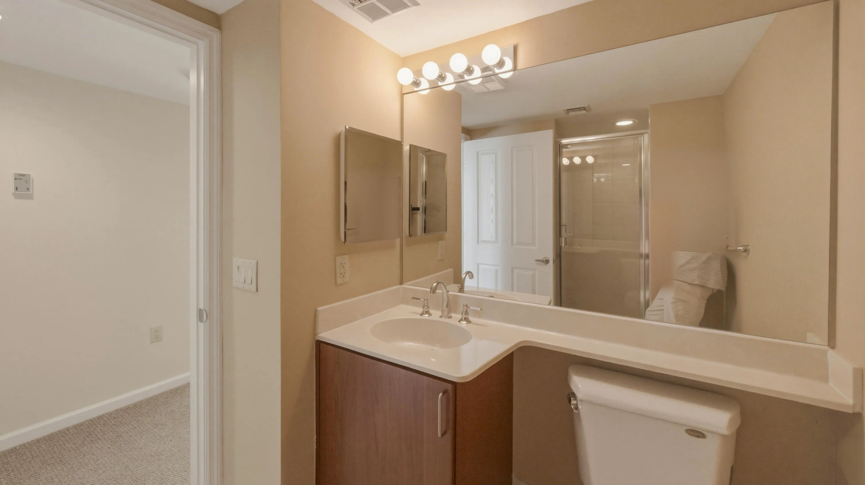 2nd Bathroom