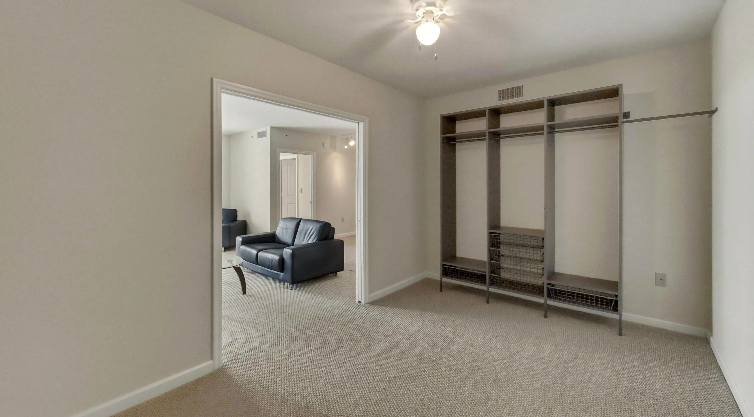 Den/Bedroom