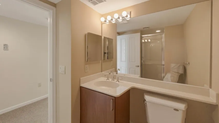 2nd Bathroom