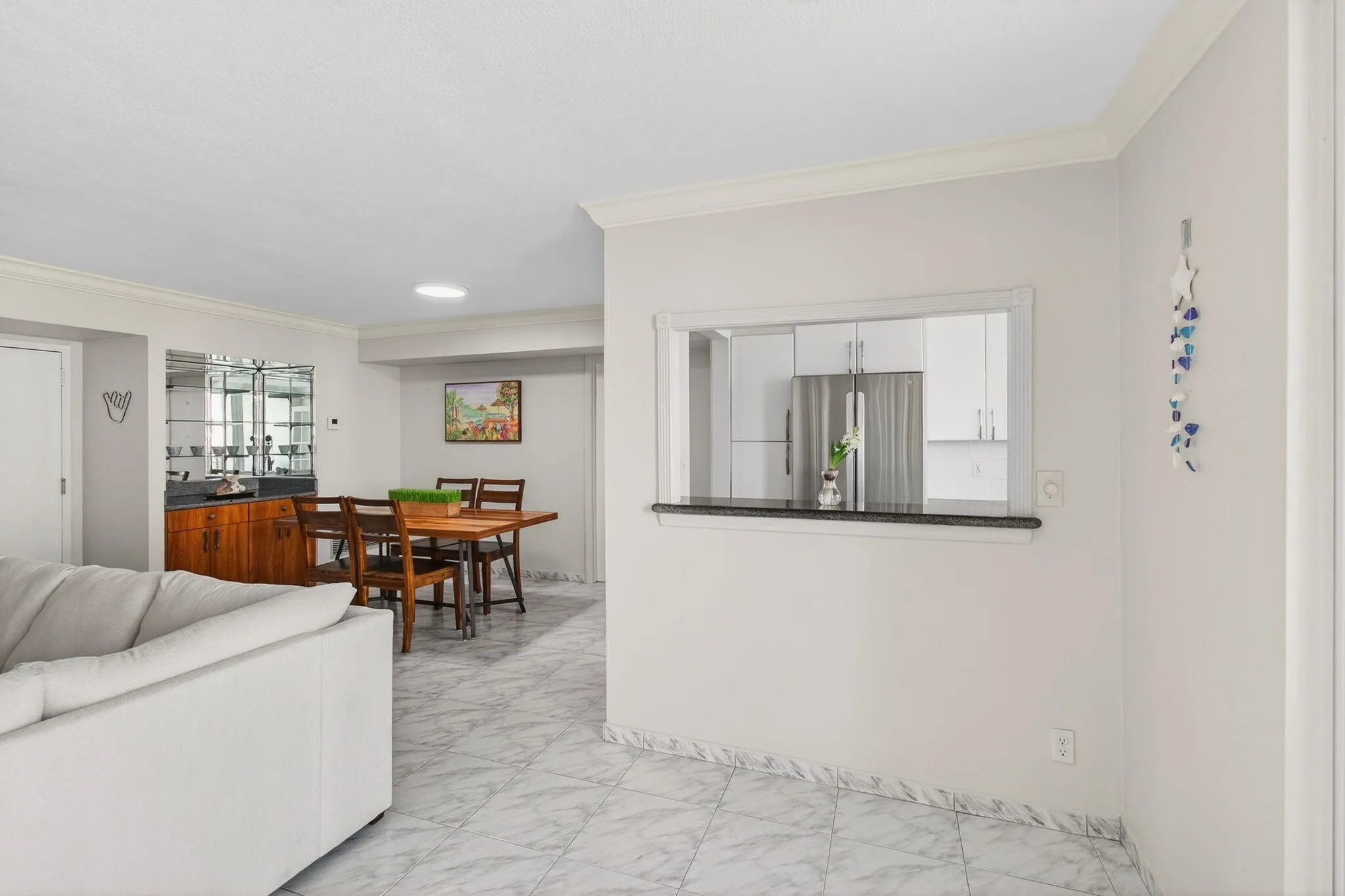Kitchen Passthrough