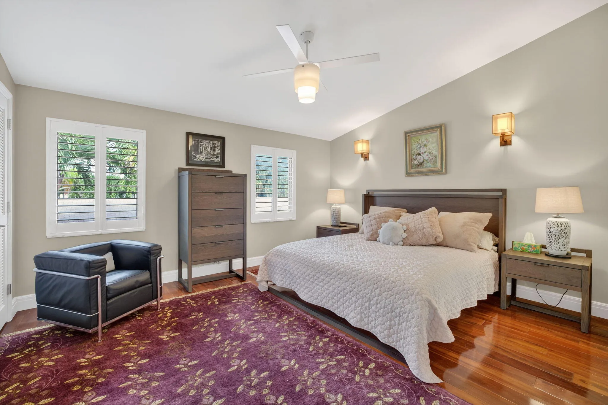 52-web-or-mls-52-web-or-mls-699A7294