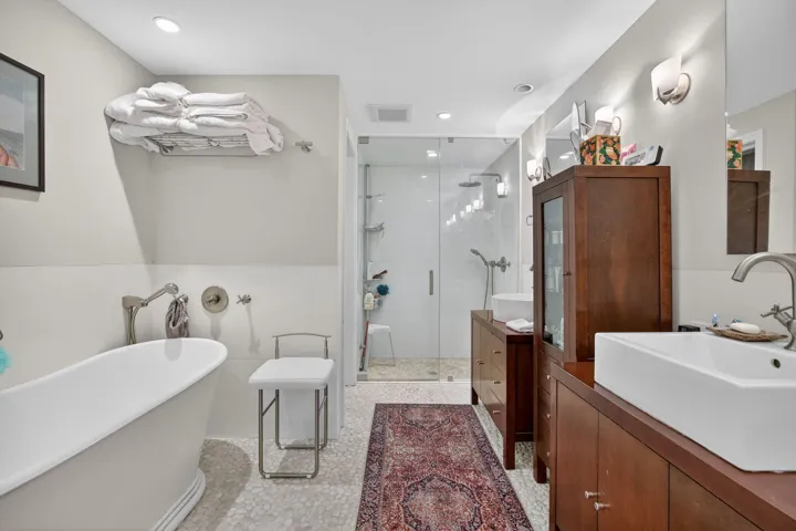 37-web-or-mls-37-web-or-mls-699A7102