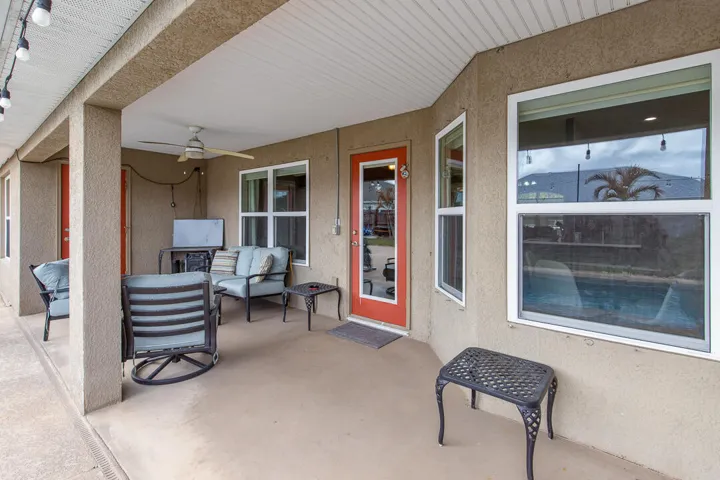 4633 SW Junietta Terrace-35