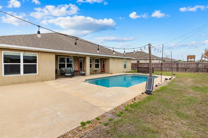 4633 SW Junietta Terrace-33