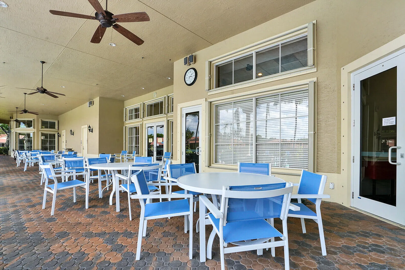 Pool Veranda