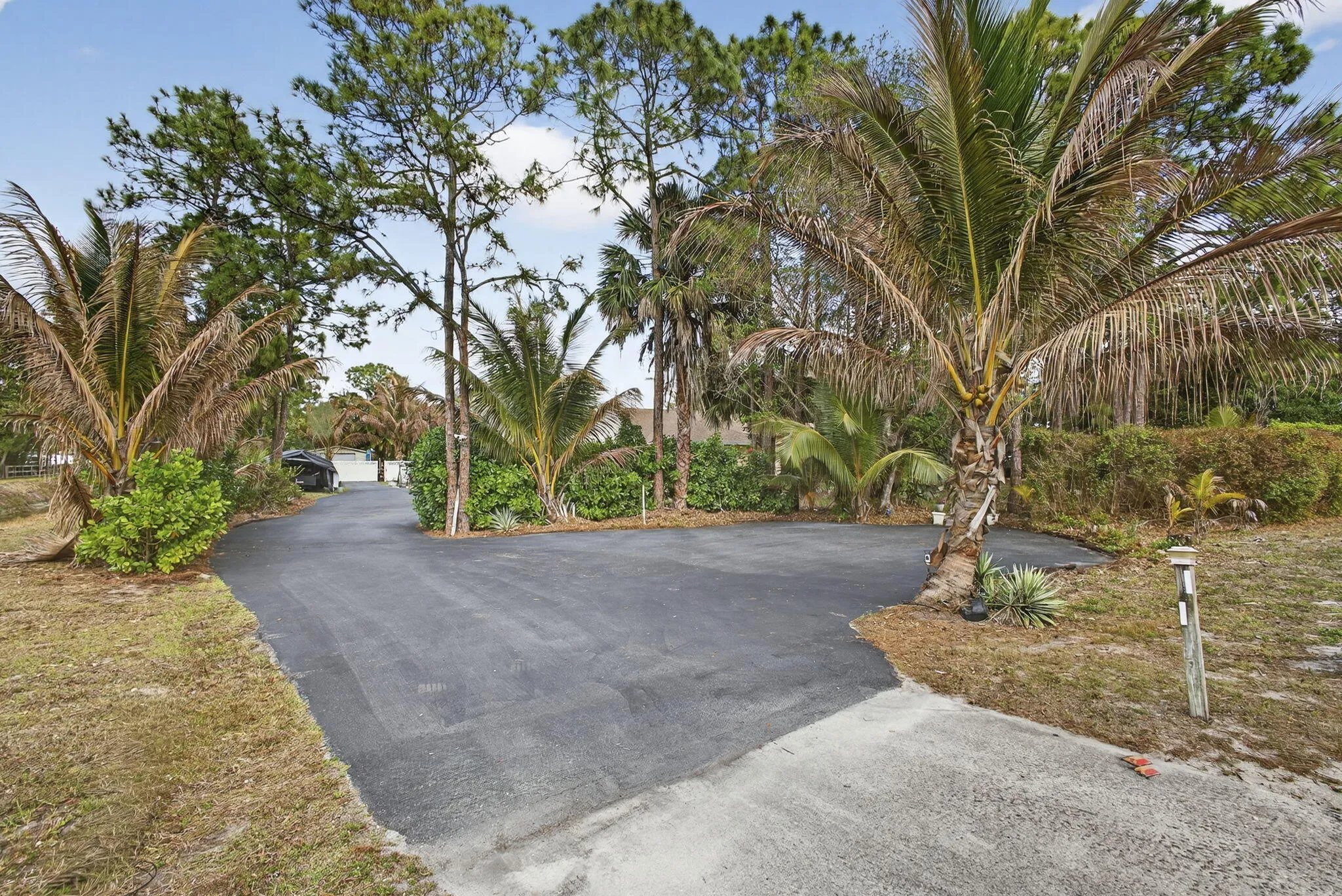 Driveway / Extra Parking