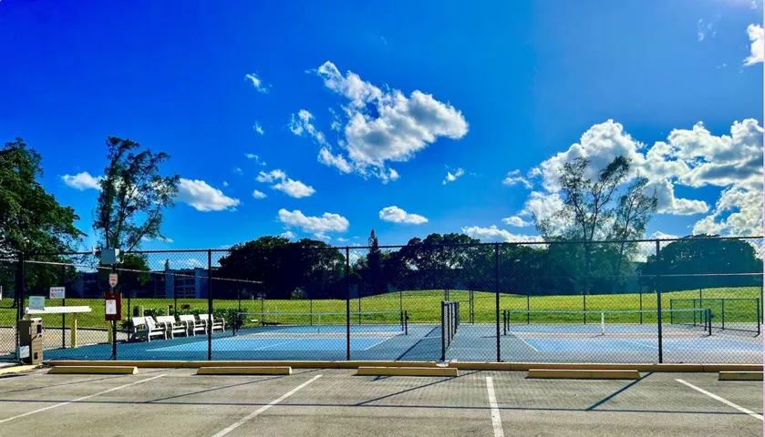 Century Village PickleBall Courts