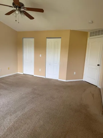 Master bedroom2