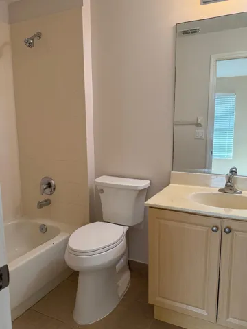 2nd Bathroom
