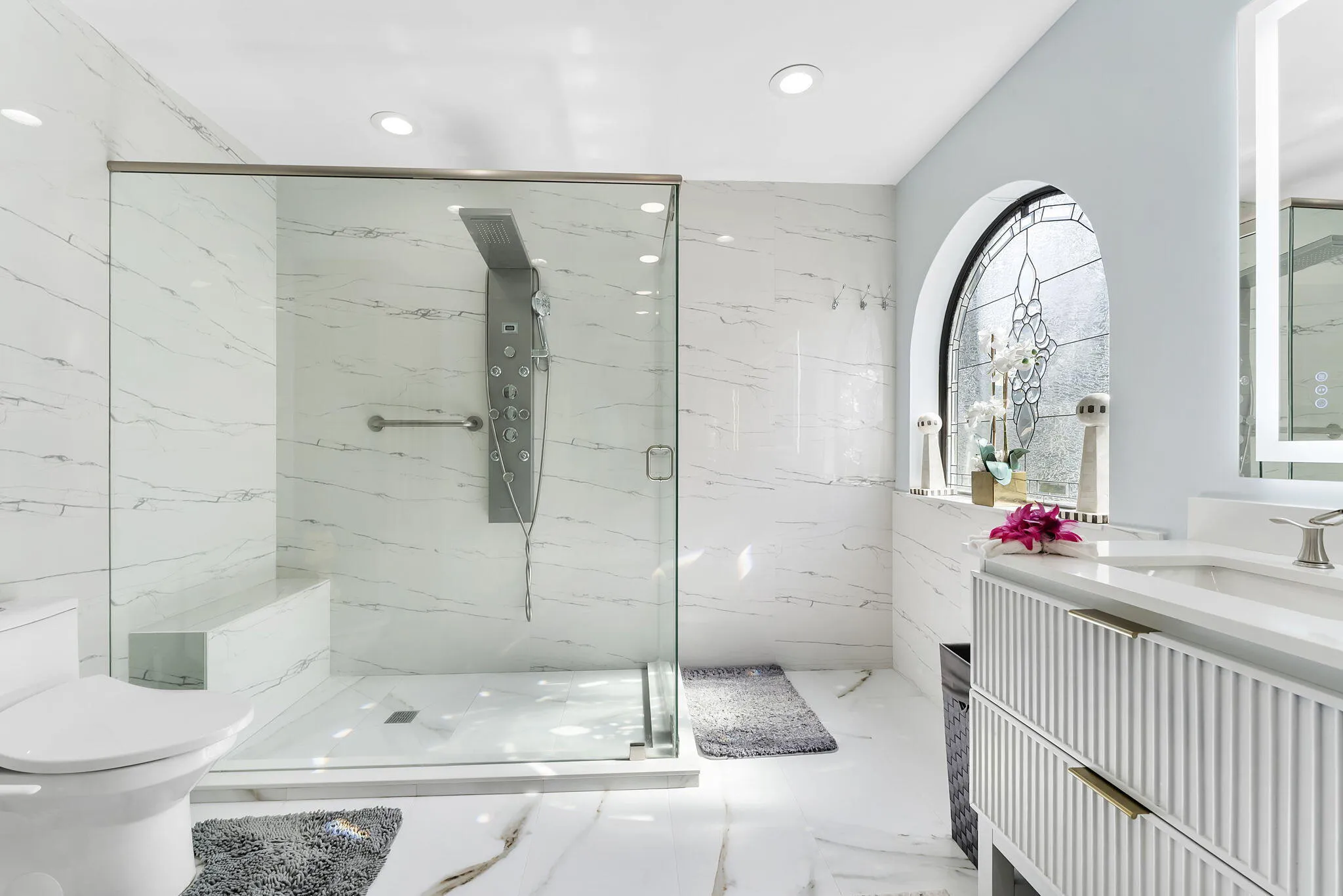 Updated Primary Bathroom