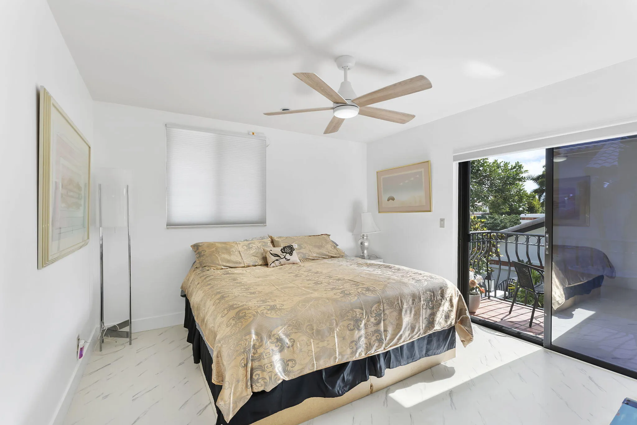 King Size Bed