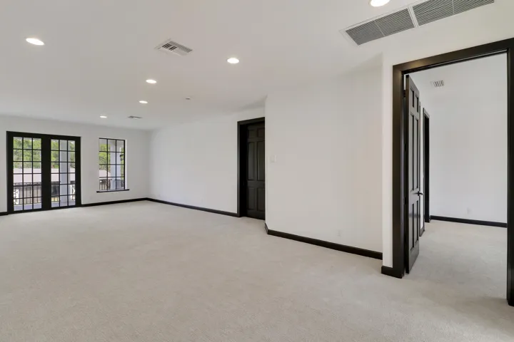 upstairs bonus room
