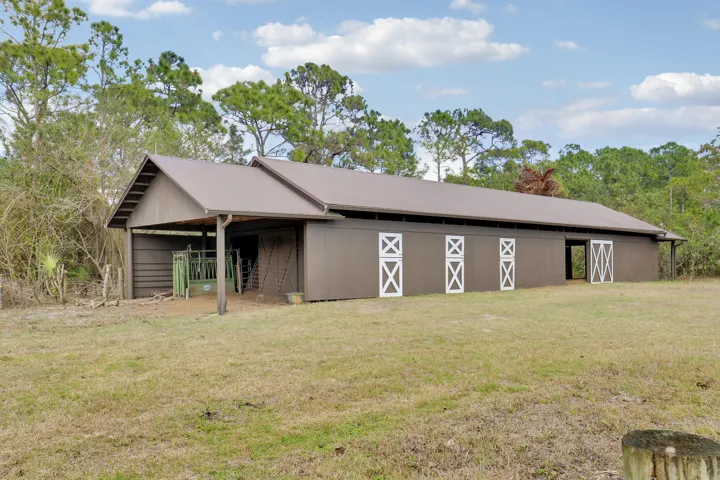 barn