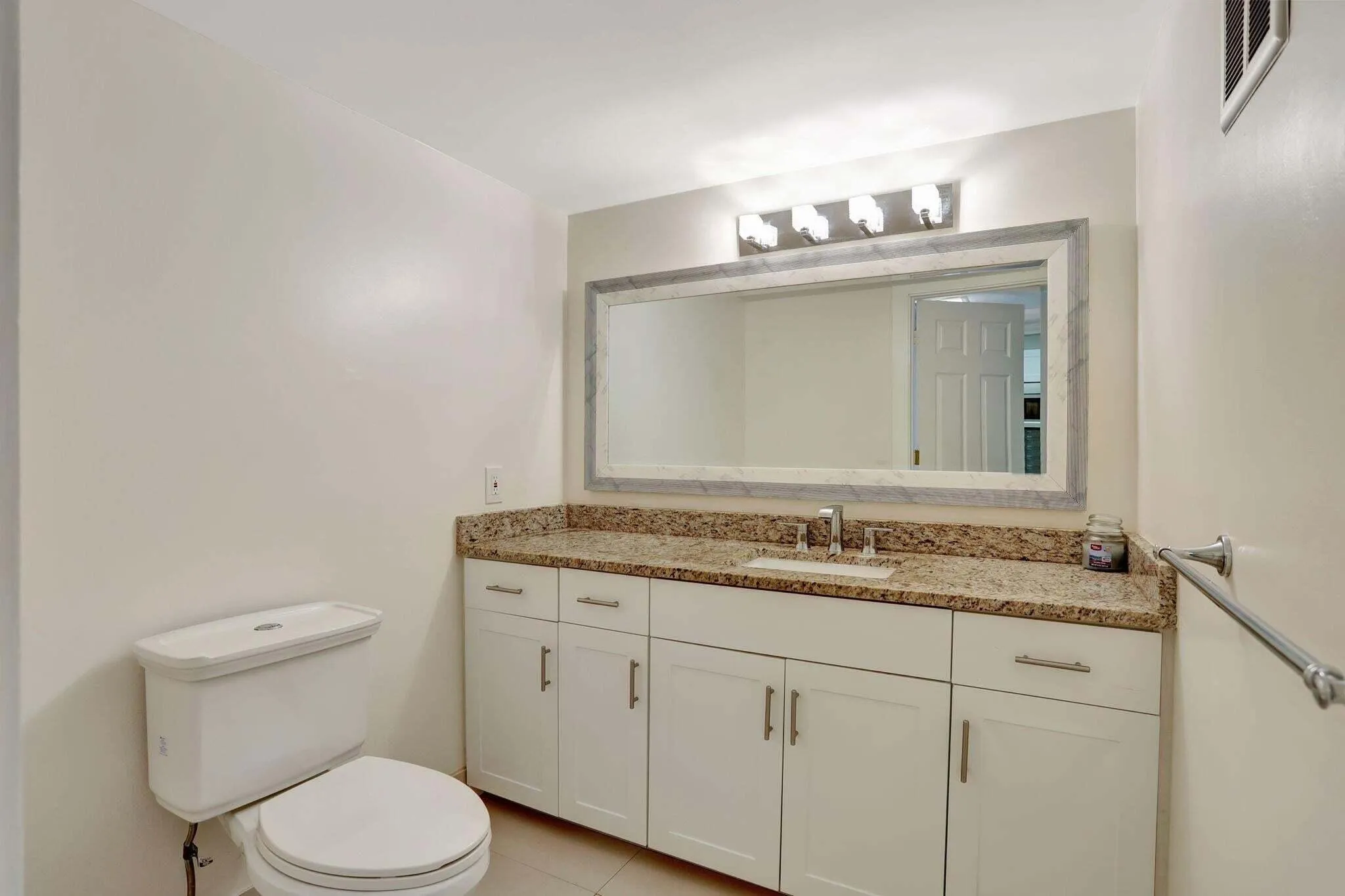 2601nassau6