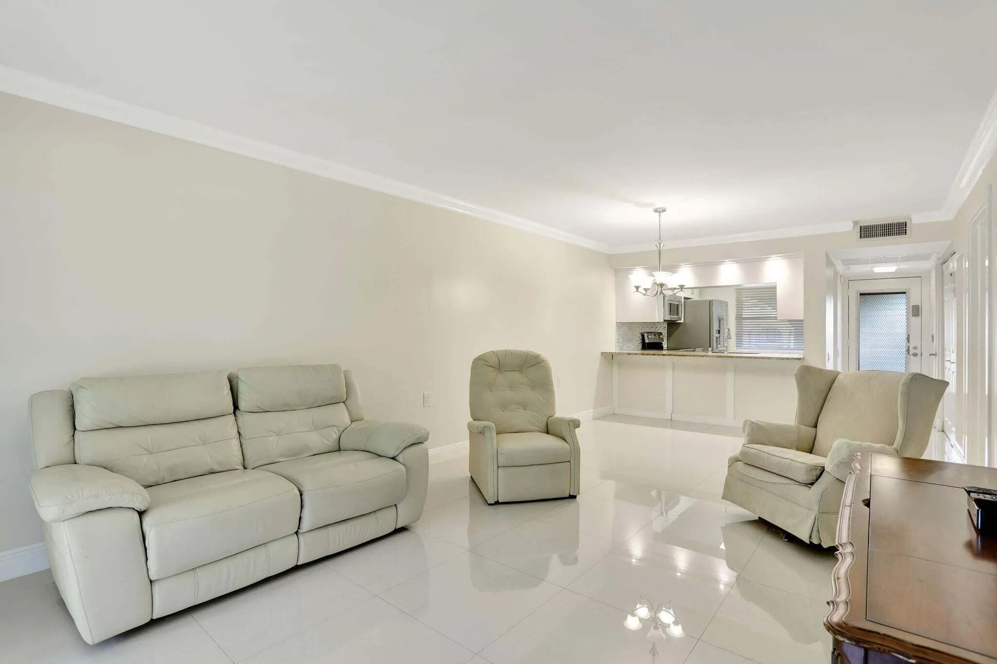 2601nassau7