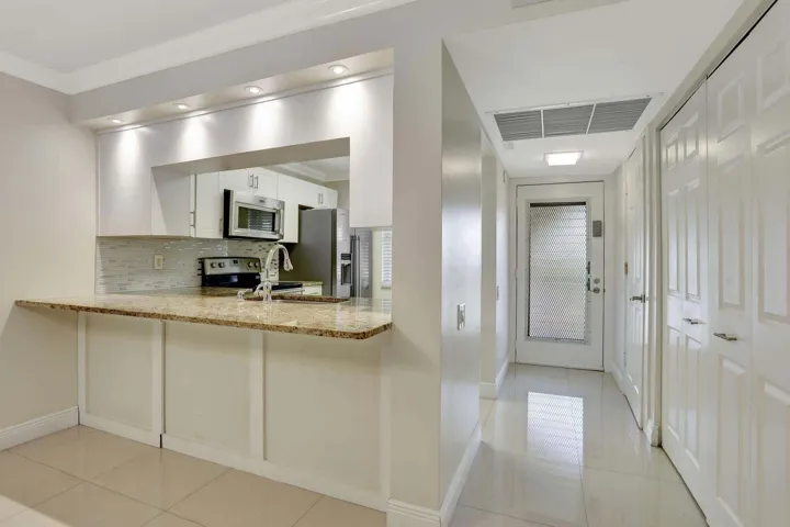 2601nassau5