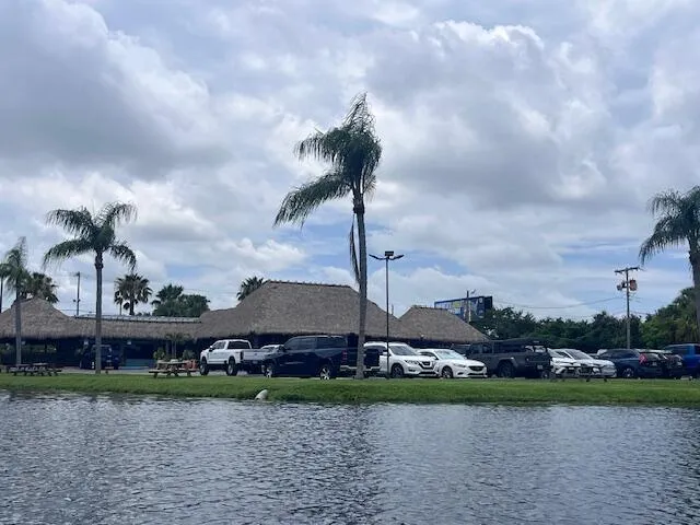 Psst... want to know where the locals go?  Head over to The Hive and discover one of Lantana hidden gems. Every Tuesday, locals flock in for their famous $5 burgers, waterfront views, and laid-back atmosphere that keeps people coming back week after week. Great food. Great views. Great people.