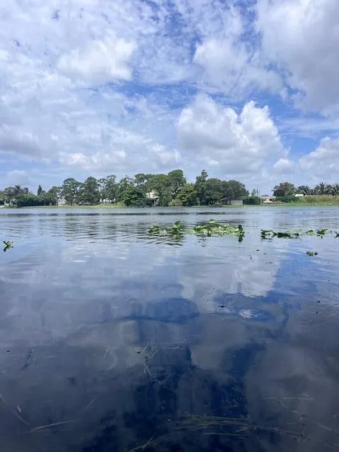 Lake Osborne water views, Lakefront Lifestyle. Enjoy a Waterfront Property in Palm Beach County. Soak up Scenic water views and enjoy Florida waterfront living.