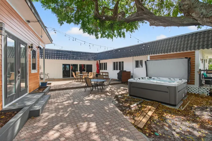 Outdoor Courtyard