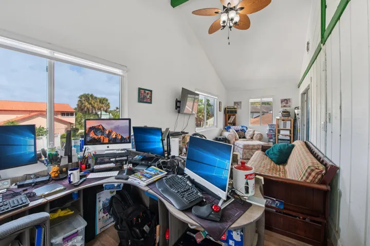 33-web-or-mls-SW 20th St-S0703-031