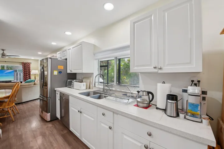 19-web-or-mls-SW 20th St-S0703-017