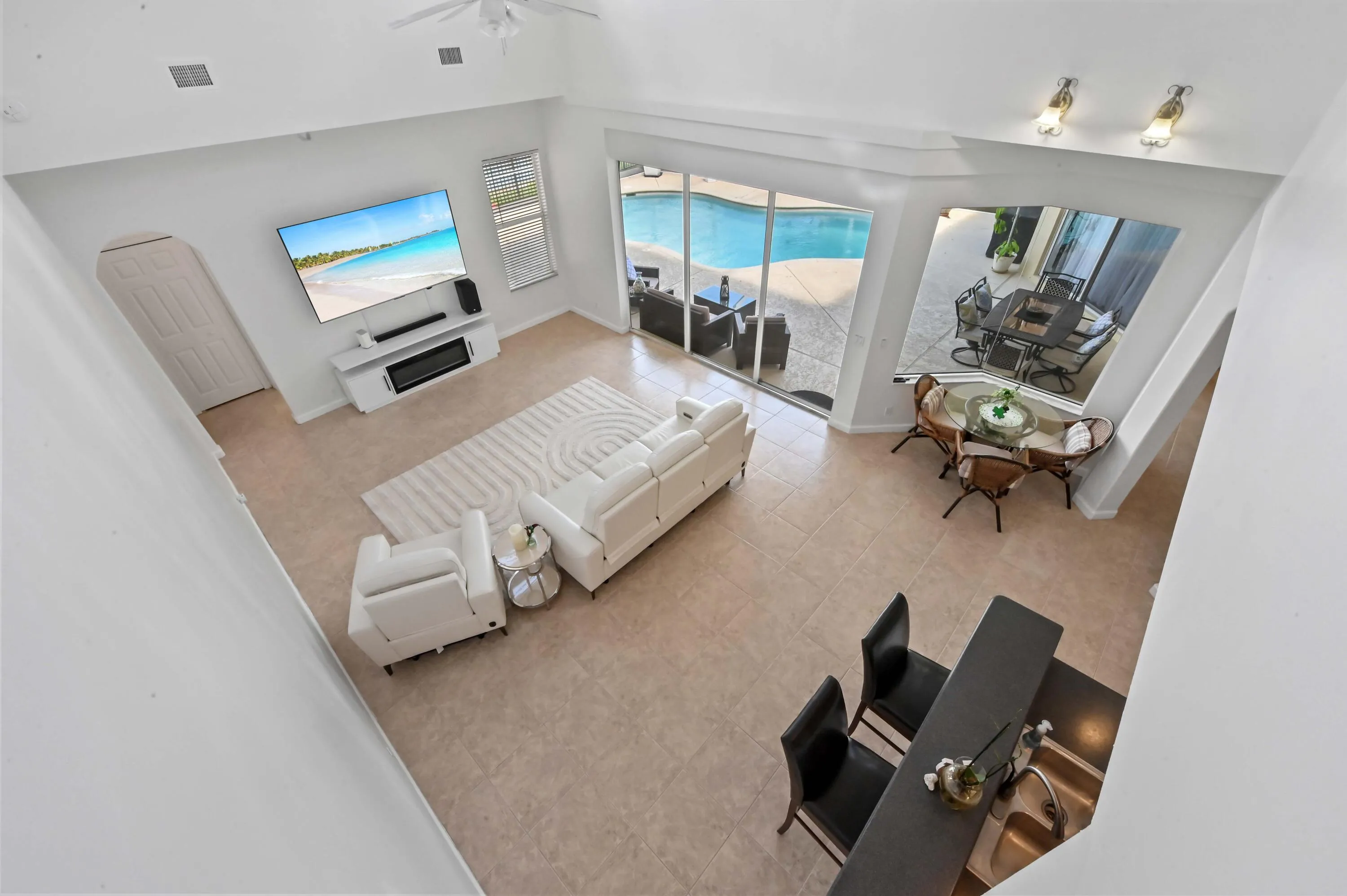 30 Bedroom 01