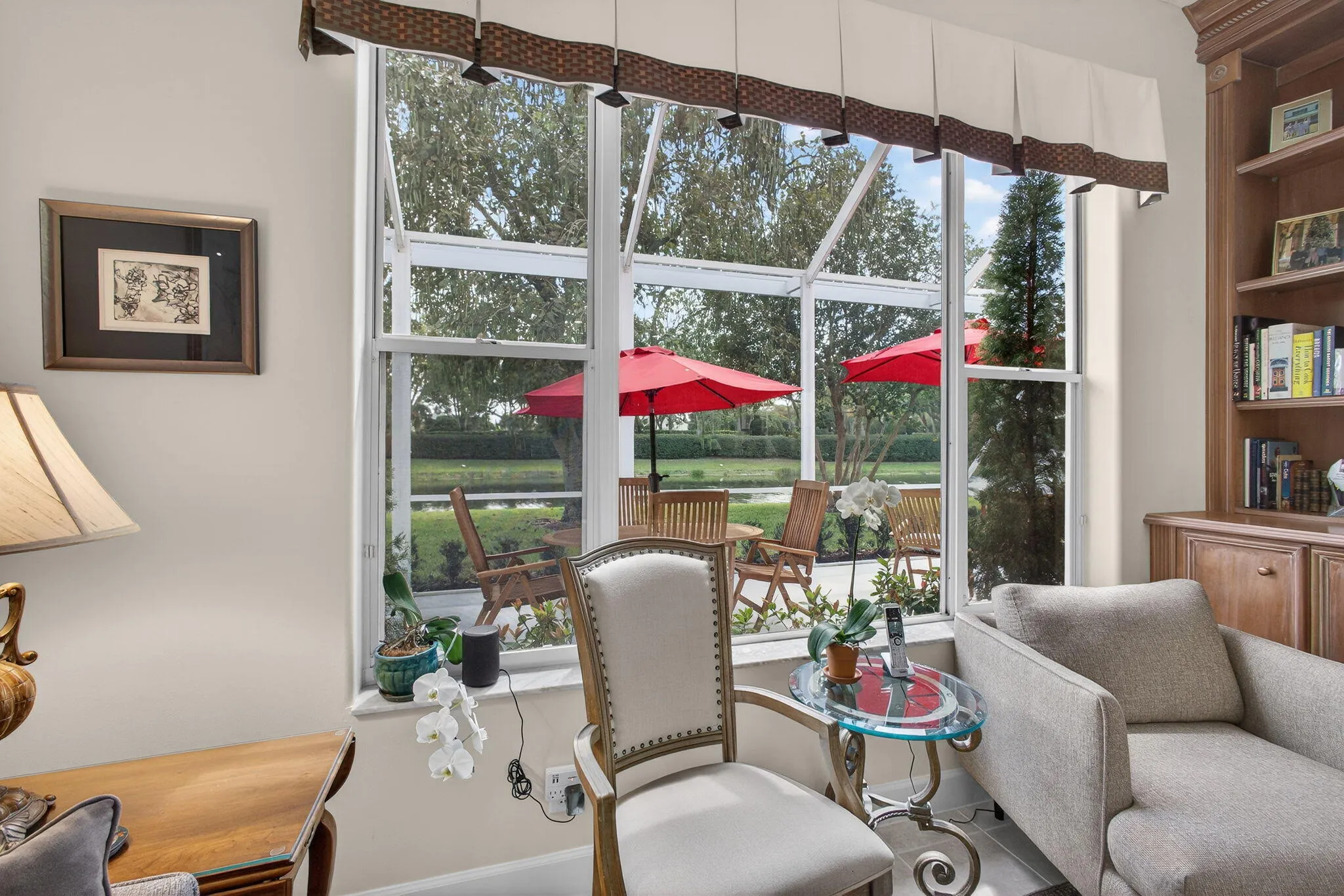 FAMILY ROOM VIEW