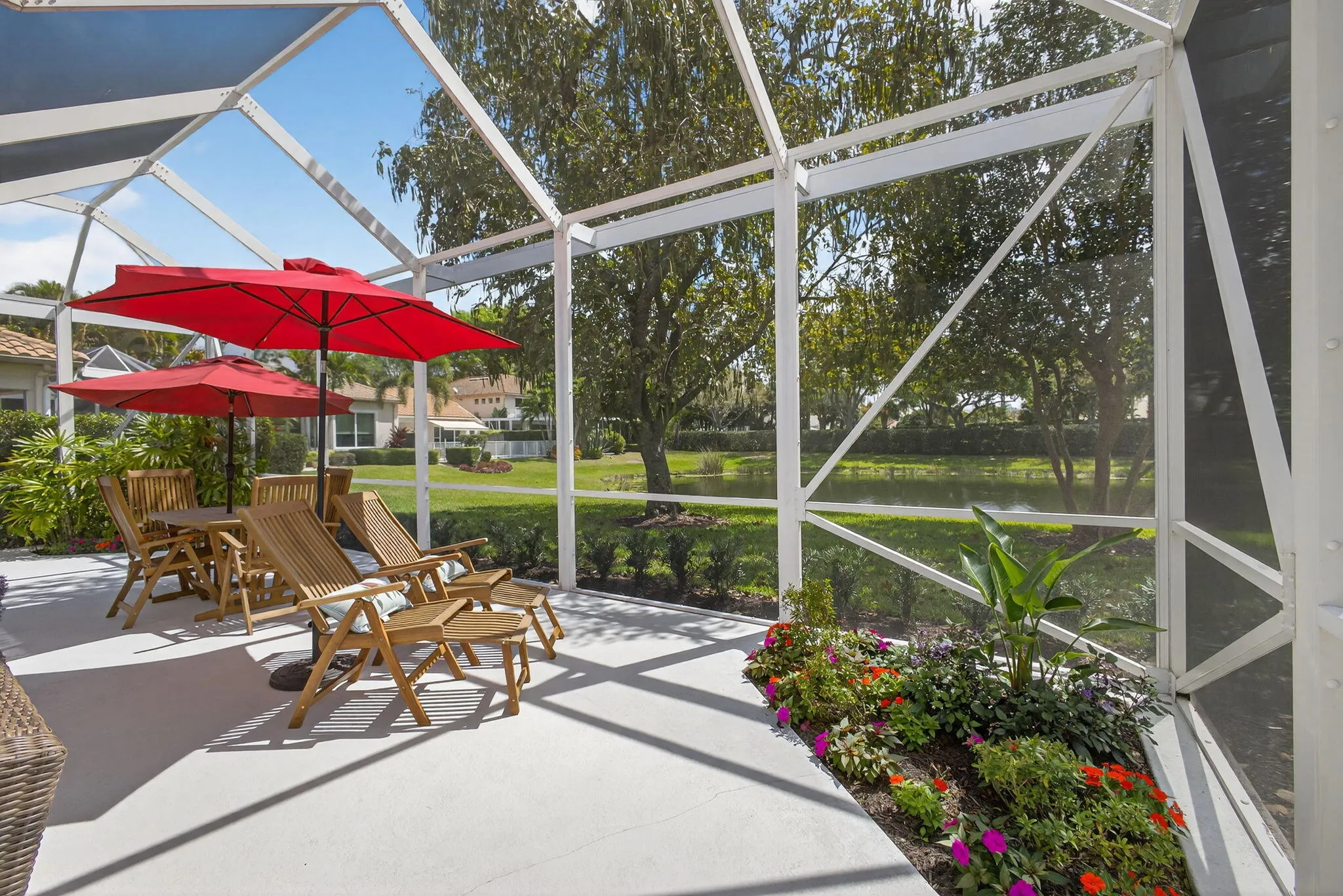 PATIO/VIEW