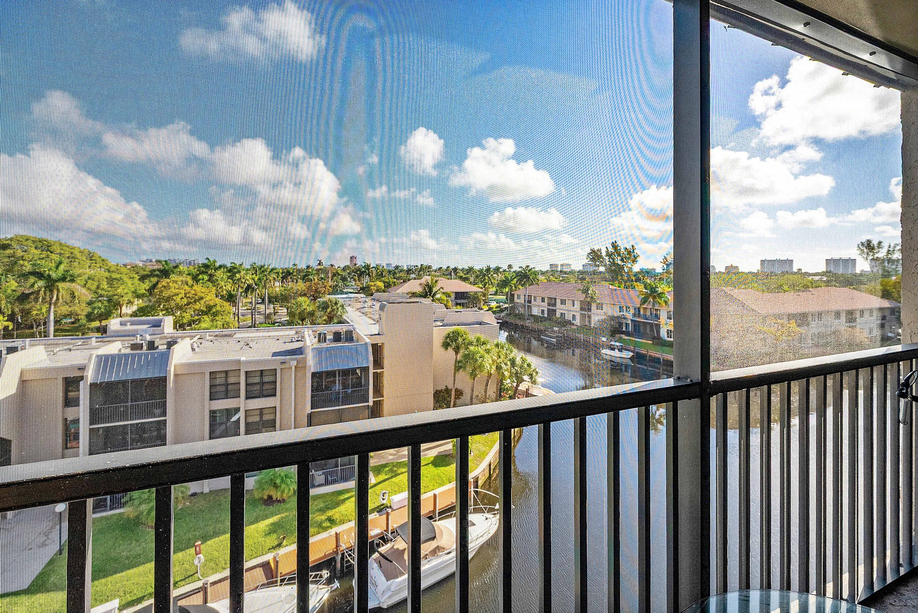 027-6RoyalPalmWay-BocaRaton-FL-33432-SMA